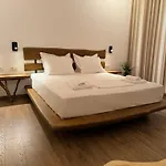 Гостевой дом Alpeta Agrotourism & Winery - Roshnik , Берат
