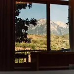 Alpeta Agrotourism & Winery - Roshnik , Гостевой дом 3*