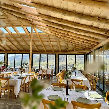 Alpeta Agrotourism & Winery - Roshnik , Penzion