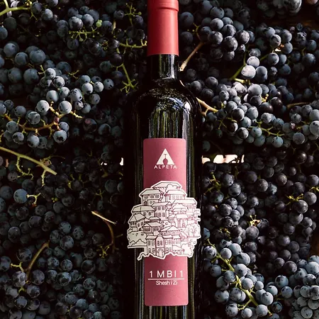 Alpeta Agrotourism & Winery - Roshnik , 4* 培拉特