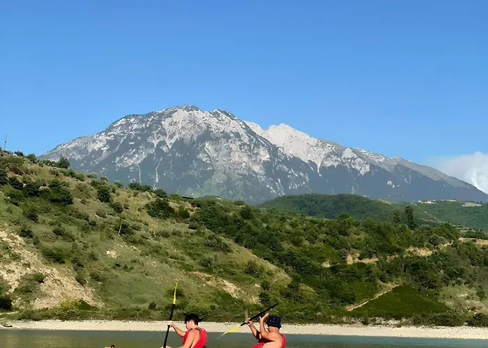 Alpeta Agrotourism & Winery - Roshnik , 4*
