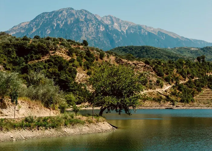 Alpeta Agrotourism & Winery - Roshnik ,