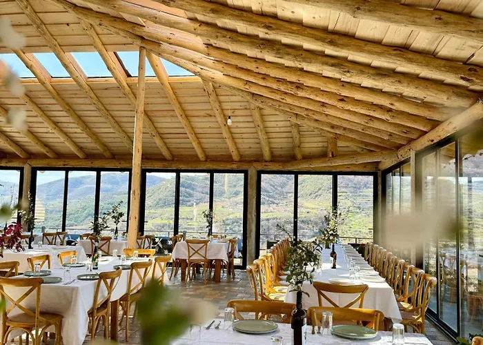 Alpeta Agrotourism & Winery - Roshnik , Гостевой дом