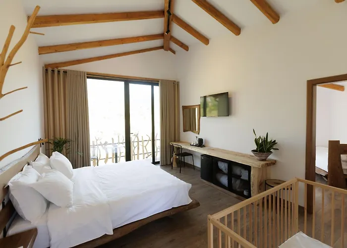 Pensión Alpeta Agrotourism & Winery - Roshnik , 3*